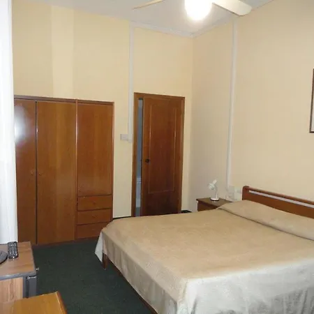Giappone Parking Hotel Livorno