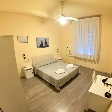 Hotel Giappone Parking 3*