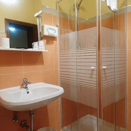 Giappone Parking Hotel Livorno